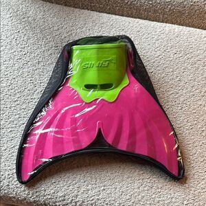 FINIS Pink and Green Mermaid Swim Fin